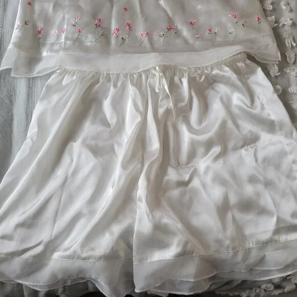 Pajamagram | Floral embroidered silky PJ set | White/Pink | Size XL - Picture 2 of 8